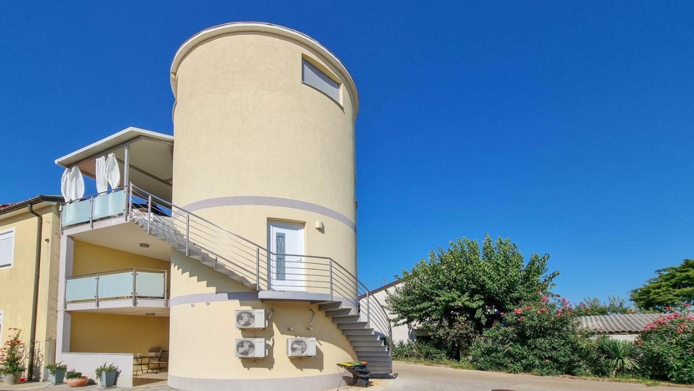 Appartamento Silos Mare Novigrad Istria Esterno foto